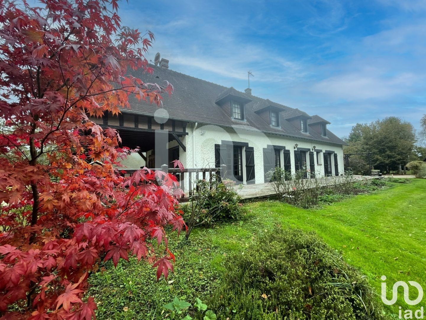 Maison traditionnelle 8 pièces de 225 m² à Heudreville-sur-Eure (27400)
