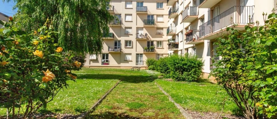 Apartment 5 rooms of 81 m² in Saint-Germain-en-Laye (78100)