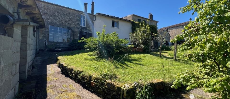 House 8 rooms of 170 m² in La Caillère-Saint-Hilaire (85410)