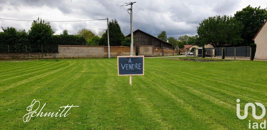 Terrain de 822 m² à Vexin-sur-Epte (27510)