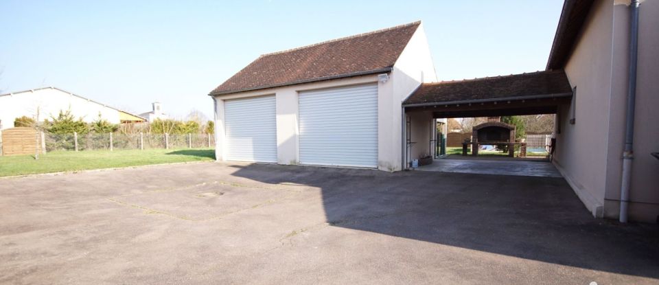 Maison 5 pièces de 130 m² à Saint-Jean-de-Bonneval (10320)