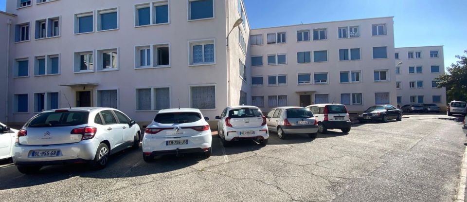 Appartement 2 pièces de 38 m² à Marseille (13008)