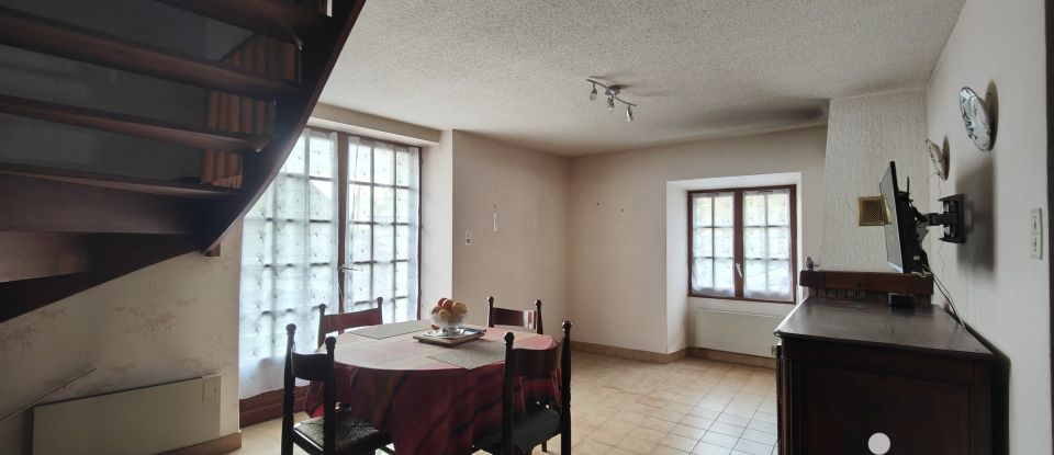 Maison traditionnelle 4 pièces de 81 m² à Verneuil-sur-Vienne (87430)