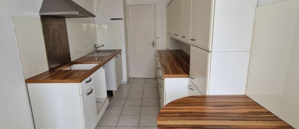 Appartement 5 pièces de 90 m² à Orléans (45100)