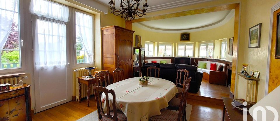 Maison traditionnelle 6 pièces de 170 m² à Buzançais (36500)