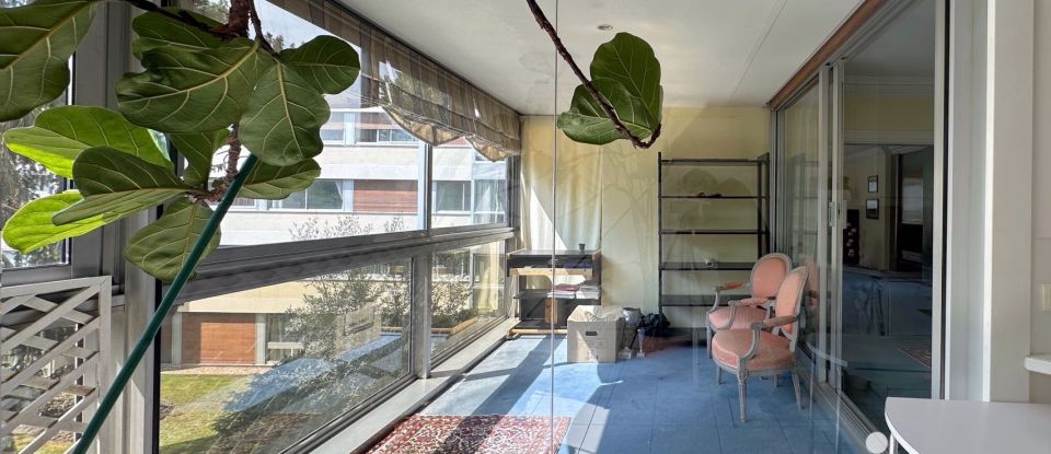 Appartement 5 pièces de 133 m² à LE CHESNAY-ROCQUENCOURT (78150)