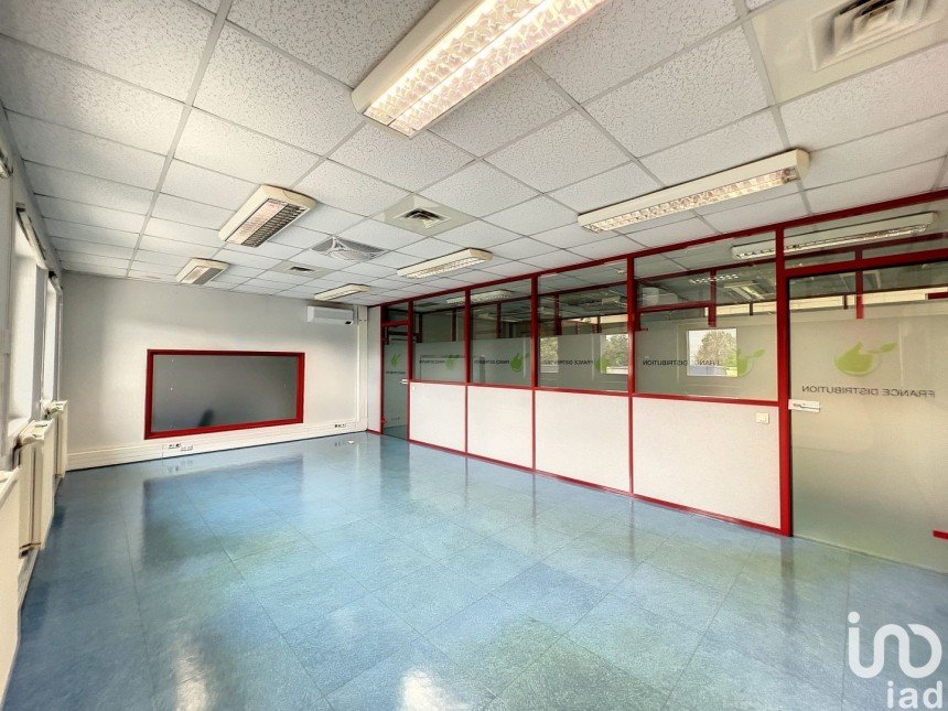 Bureaux de 32 m² à Brie-Comte-Robert (77170)