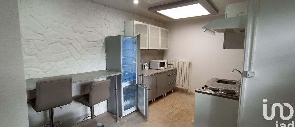 Studio 1 pièce de 45 m² à Saint-Étienne (42000)