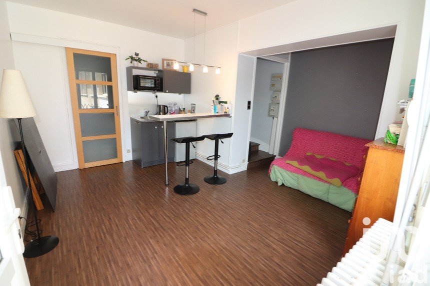 Appartement 2 pièces de 46 m² à Bayeux (14400)