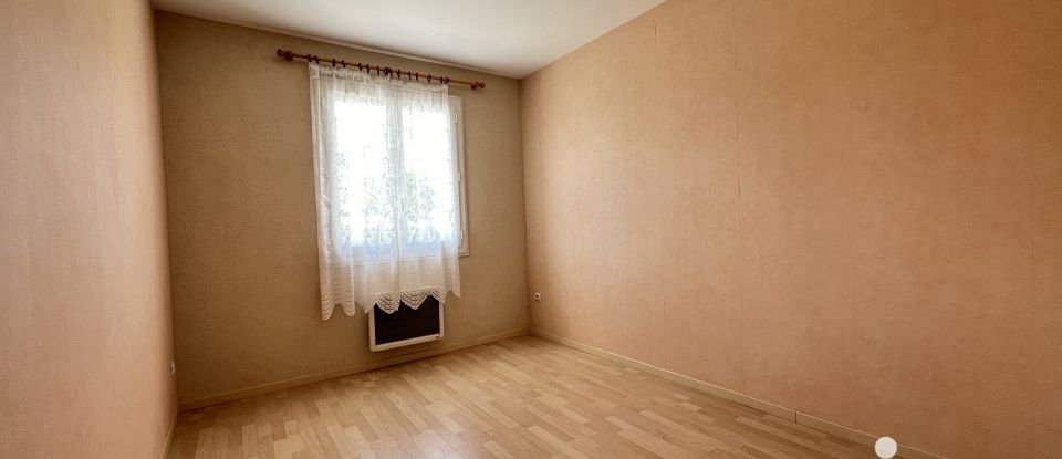 Maison 4 pièces de 88 m² à Cérans-Foulletourte (72330)