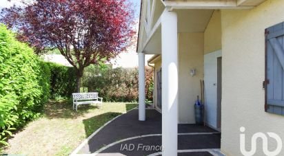 House 7 rooms of 171 m² in Vaux-sur-Seine (78740)