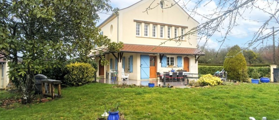 Maison 7 pièces de 213 m² à Marolles-en-Brie (77120)