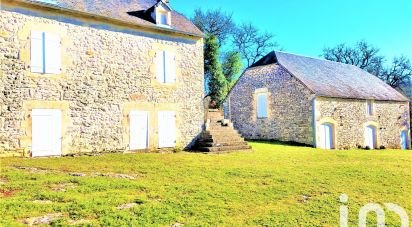 Maison 4 pièces de 90 m² à Lachapelle-Auzac (46200)