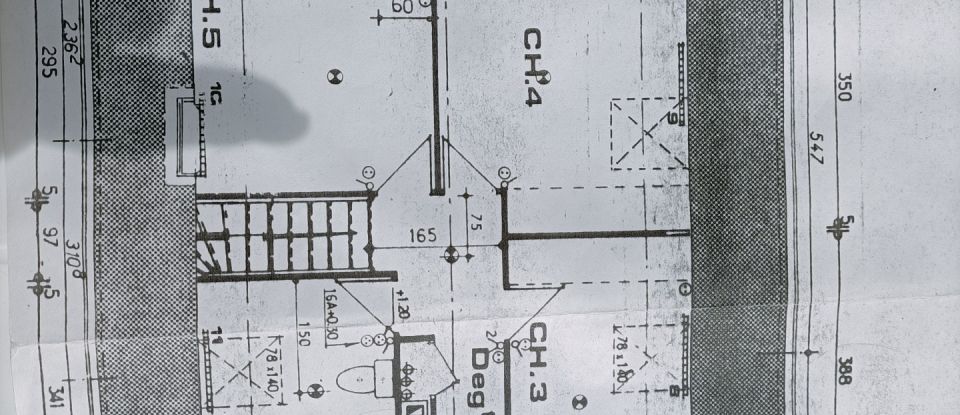 Maison traditionnelle 7 pièces de 136 m² à Viarmes (95270)