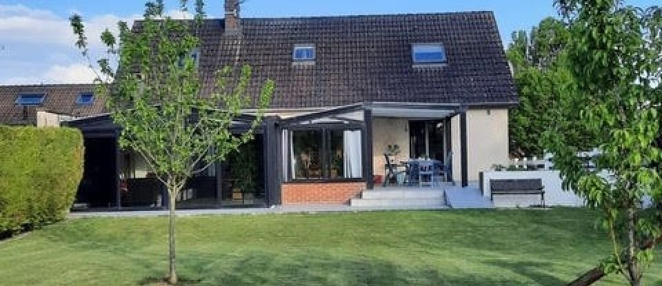 Maison 6 pièces de 162 m² à Villers-Bocage (80260)