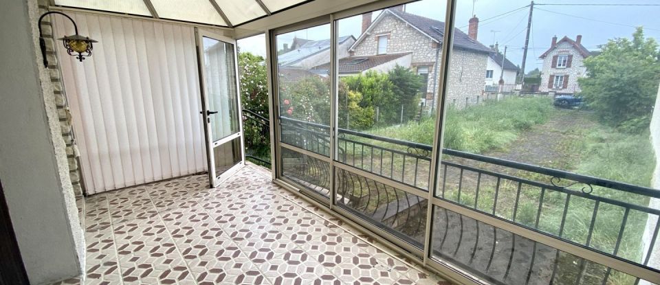 Maison 4 pièces de 77 m² à Amilly (45200)