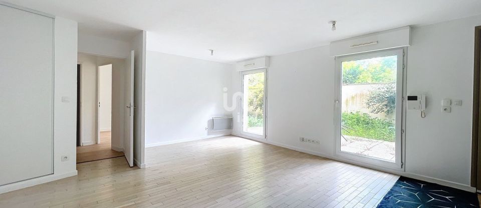 Apartment 2 rooms of 53 m² in Ermont (95120)