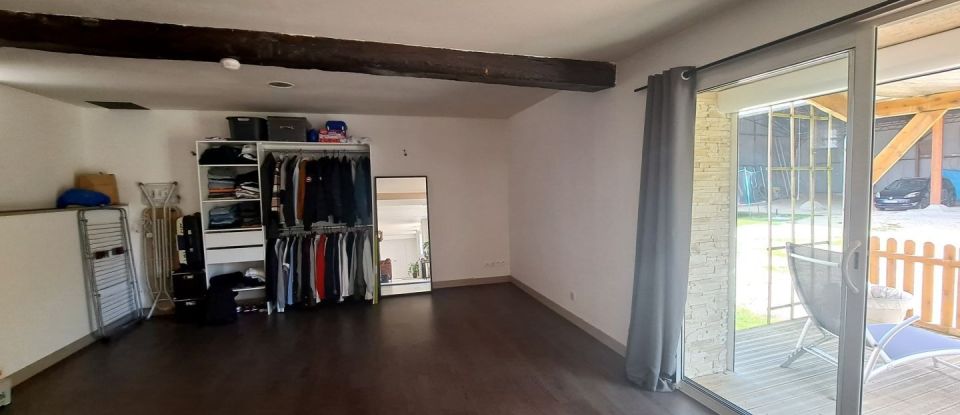 Maison 8 pièces de 201 m² à Perceneige (89260)