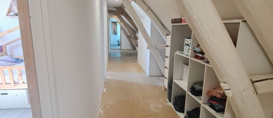 Maison 8 pièces de 201 m² à Perceneige (89260)