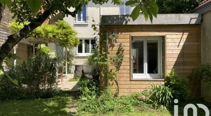 House 5 rooms of 125 m² in Montreuil (93100)