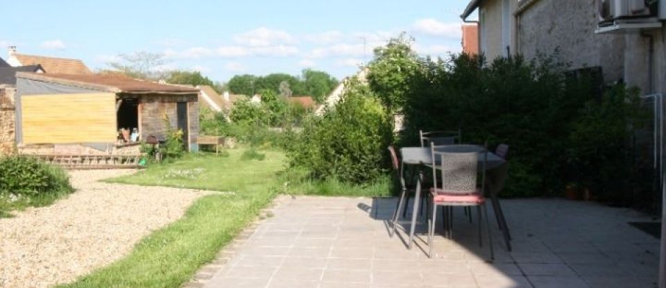 Village house 8 rooms of 148 m² in Vert-le-Petit (91710)