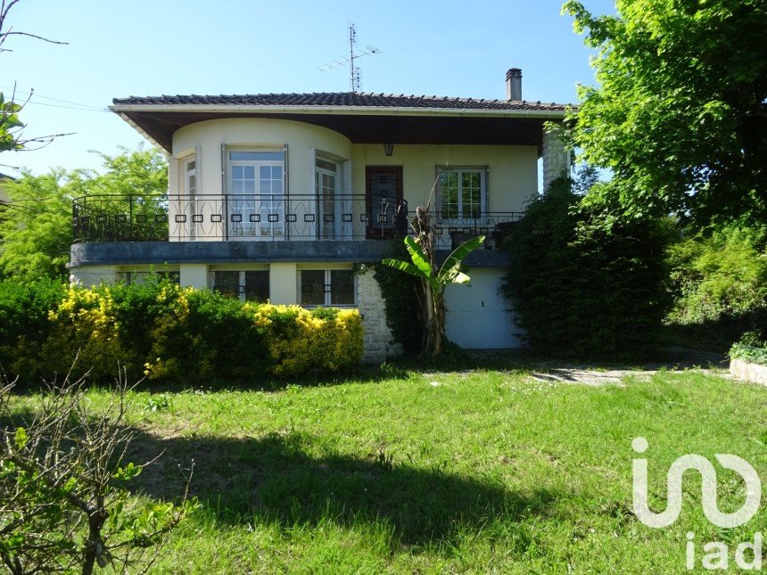 House 6 rooms of 172 m² in Bergerac (24100)