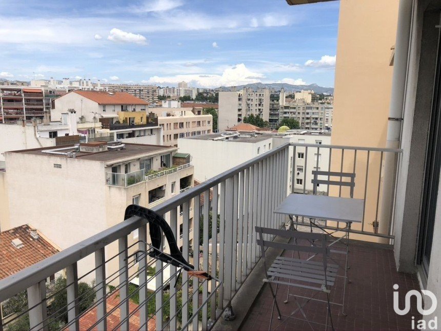 Appartement 1 pièce de 20 m² à Marseille (13005)