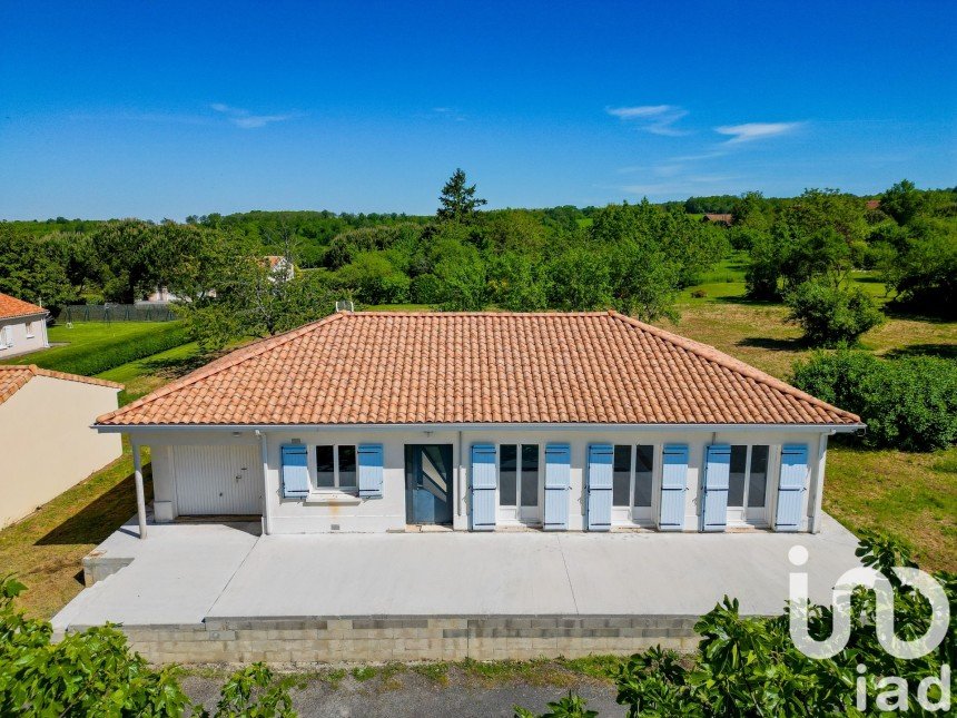 Maison de campagne 5 pièces de 104 m² à Saint-Sornin (16220)