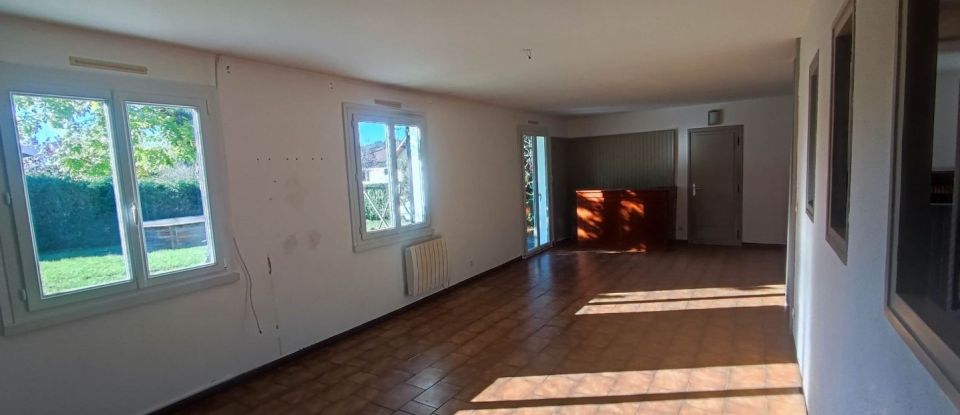 Maison 8 pièces de 171 m² à Arbent (01100)