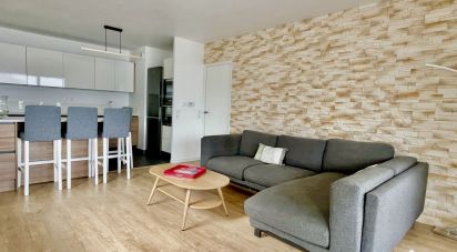 Appartement 4 pièces de 82 m² à Bordeaux (33800)