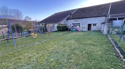 House 6 rooms of 200 m² in Anchenoncourt-et-Chazel (70210)