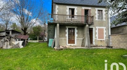 Village house 10 rooms of 77 m² in Argences en Aubrac (12420)