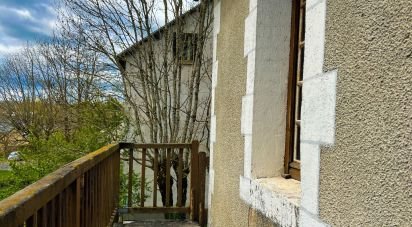 Maison de village 10 pièces de 77 m² à Argences en Aubrac (12420)