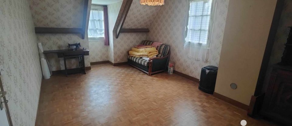 Traditional house 5 rooms of 135 m² in Bailleau-Armenonville (28320)