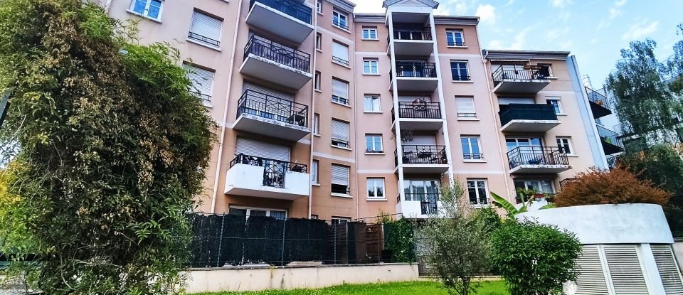 Apartment 2 rooms of 48 m² in Argenteuil (95100)