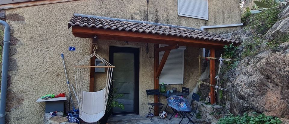 House 3 rooms of 111 m² in Charmes-sur-Rhône (07800)