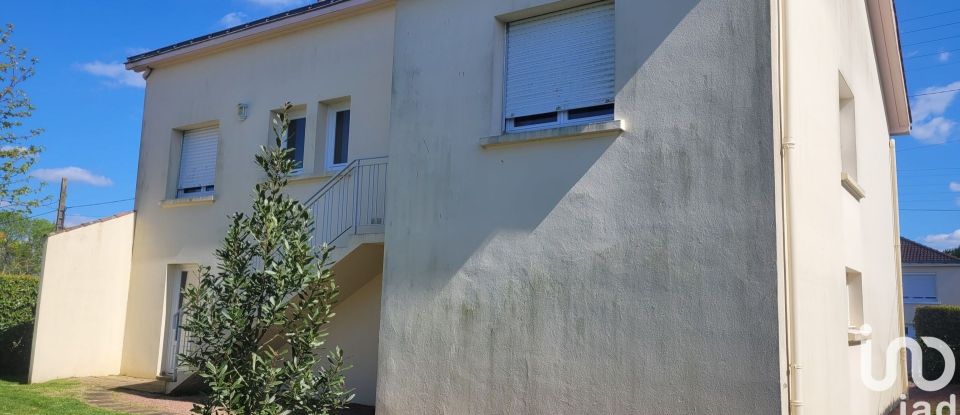 Maison 6 pièces de 93 m² à La Ferrière (85280)