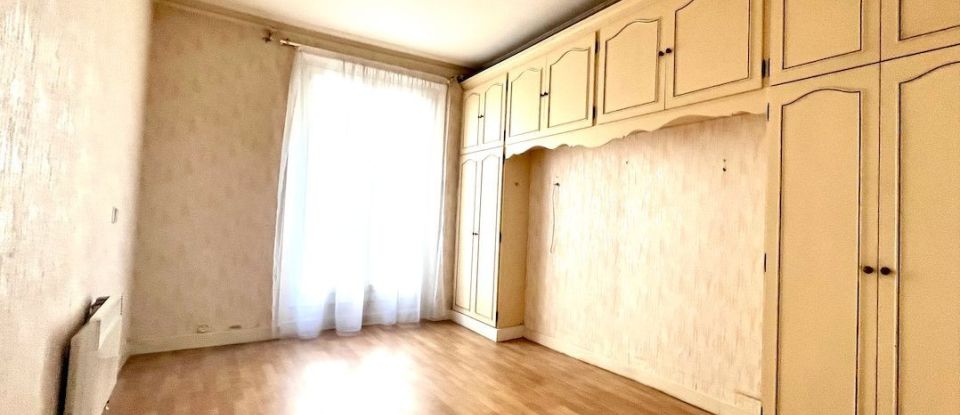 Appartement 3 pièces de 43 m² à Paris (75014)