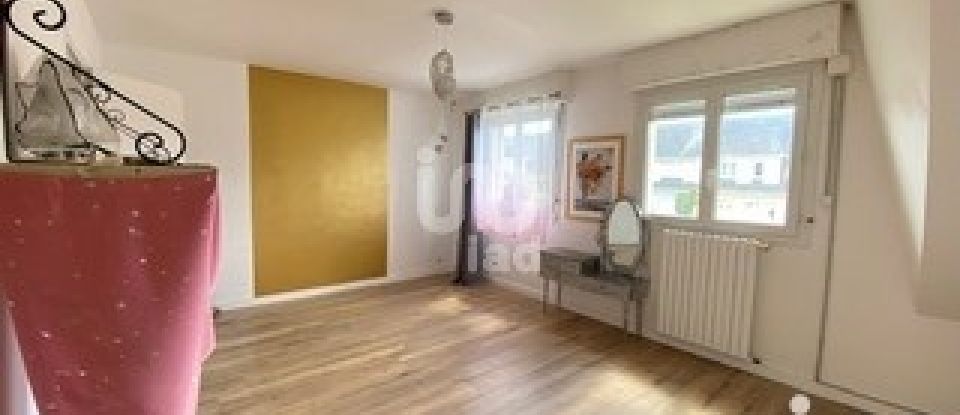 Town house 7 rooms of 151 m² in Lanester (56600)