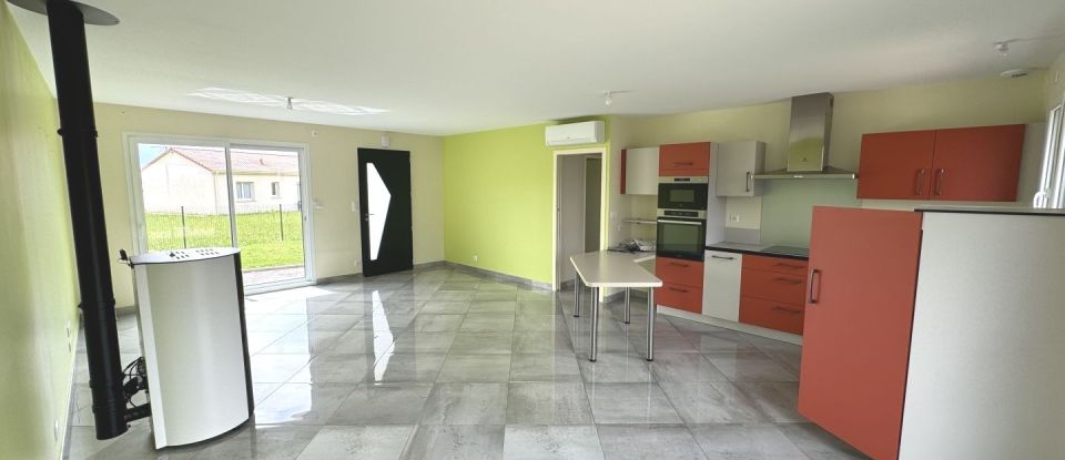 House 3 rooms of 75 m² in Châteauponsac (87290)
