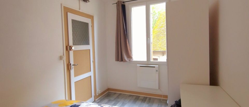 Duplex 6 rooms of 82 m² in Châtillon-sur-Loire (45360)