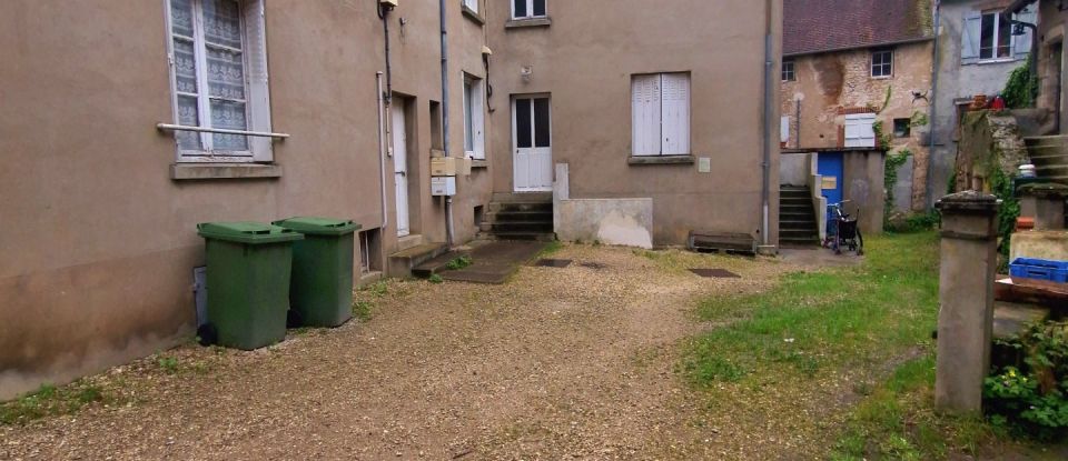 Duplex 6 rooms of 82 m² in Châtillon-sur-Loire (45360)