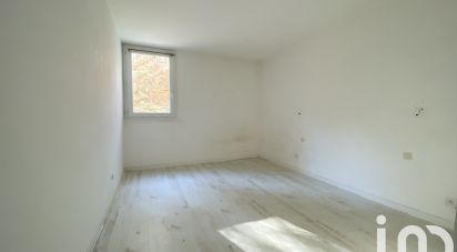 Appartement 4 pièces de 80 m² à Toulon (83100)