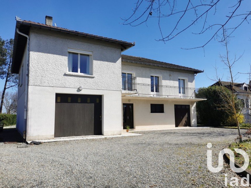 Maison traditionnelle 5 pièces de 150 m² à Montbeton (82290)