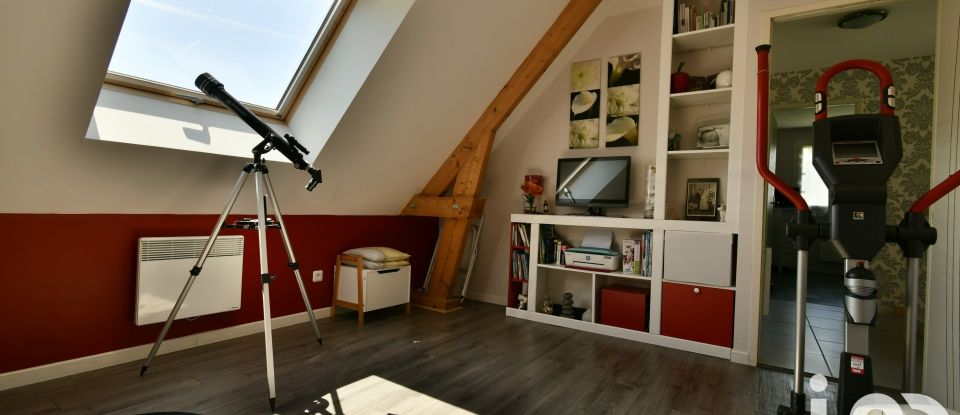 Pavilion 4 rooms of 89 m² in Dompierre (60420)