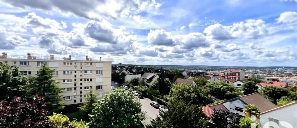 Appartement 5 pièces de 73 m² à Rueil-Malmaison (92500)