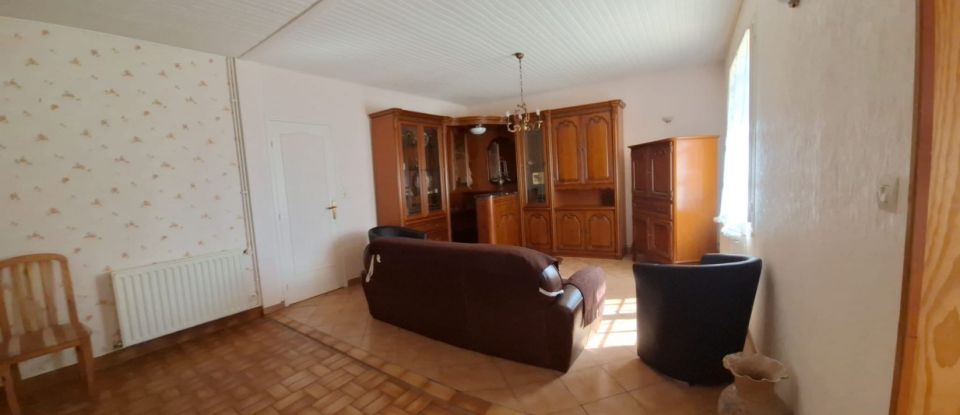 House 4 rooms of 108 m² in Cléré-les-Pins (37340)