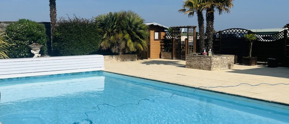 Maison traditionnelle 6 pièces de 230 m² à Longeville-sur-Mer (85560)