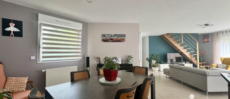 Maison 6 pièces de 170 m² à Allennes-les-Marais (59251)