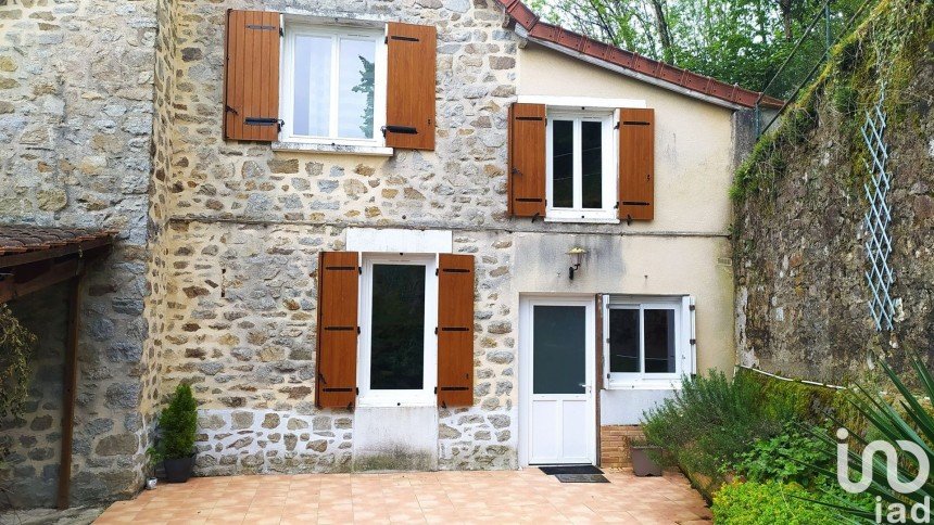 Maison 5 pièces de 100 m² à Bosmie-l'Aiguille (87110)